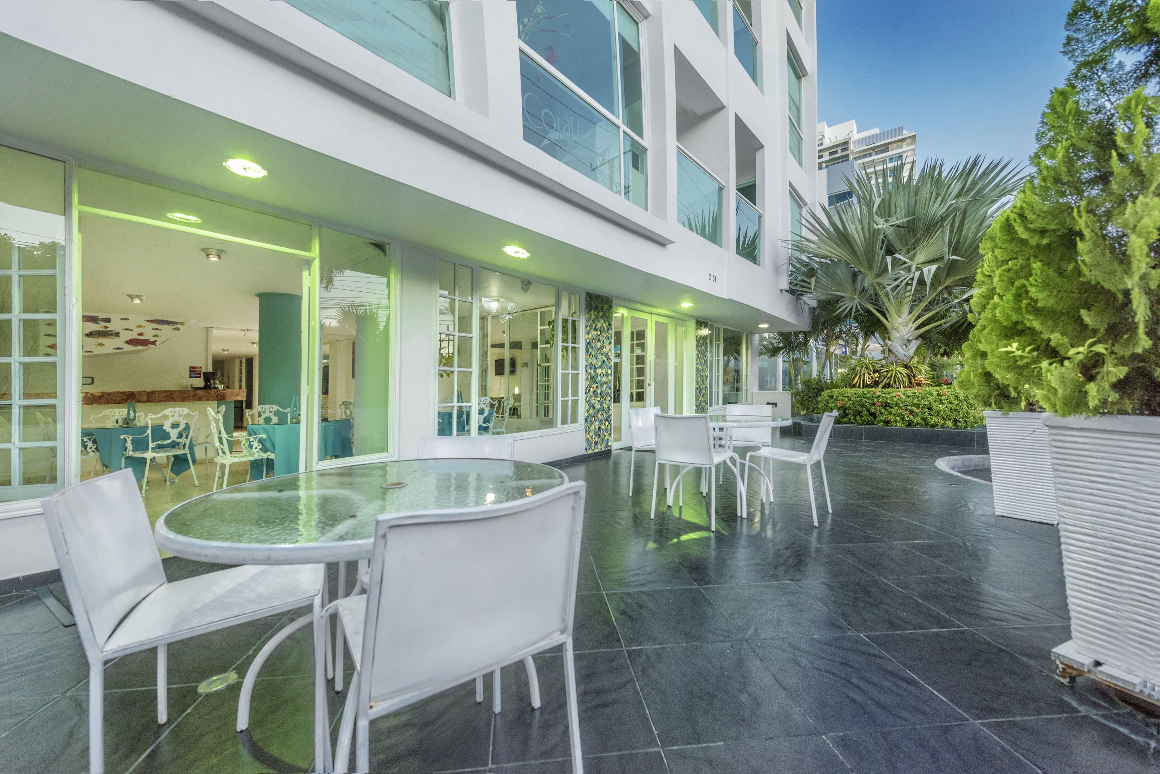 Hotel Coral Reef Cartagena 3*