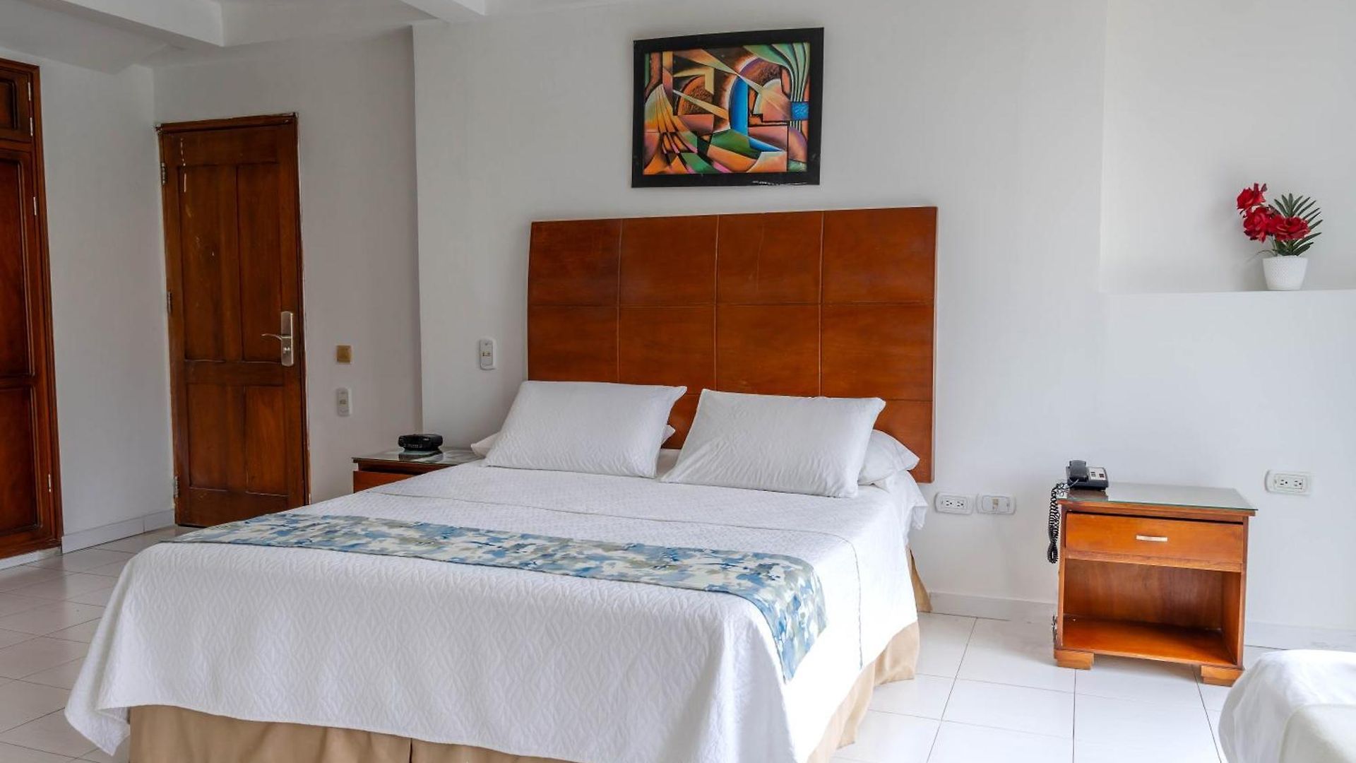Coral Reef Hotel Cartagena