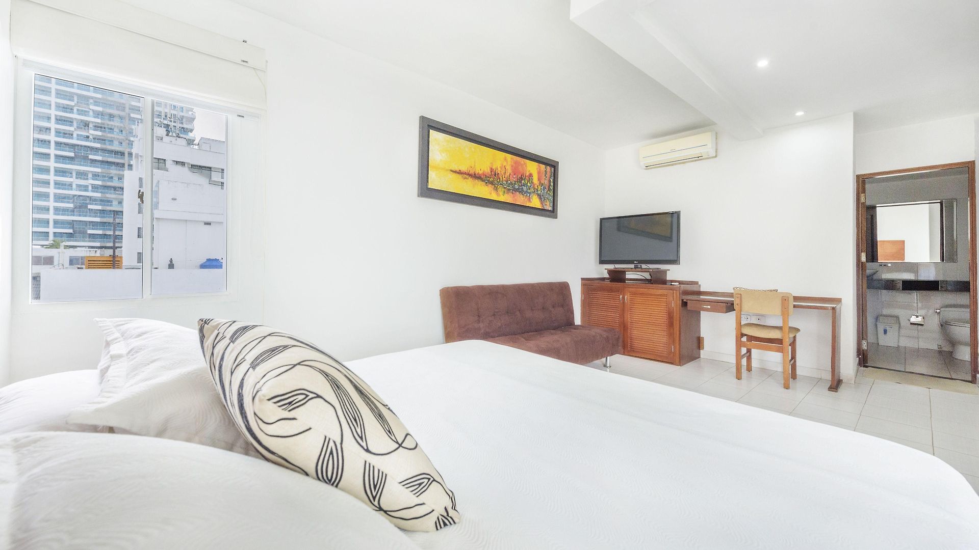 Coral Reef Hotel 3*