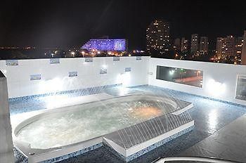 Coral Reef Hotel 3*
