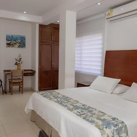 Hotel Coral Reef Cartagena 3*